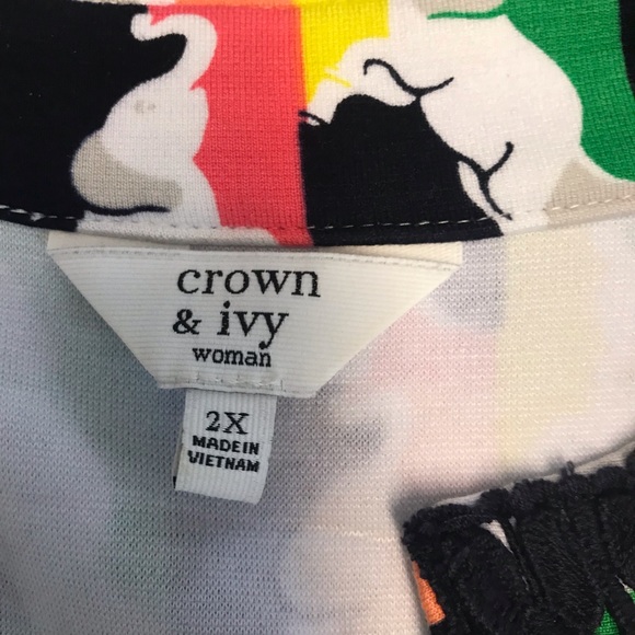 Crown and Ivy  Dress - Picture 4 of 6